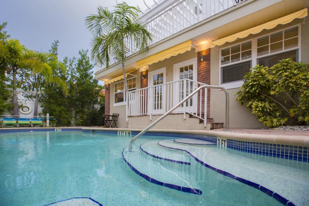 Coconut Inn Pass-A-Grille Beach St. Pete Beach Exteriör bild